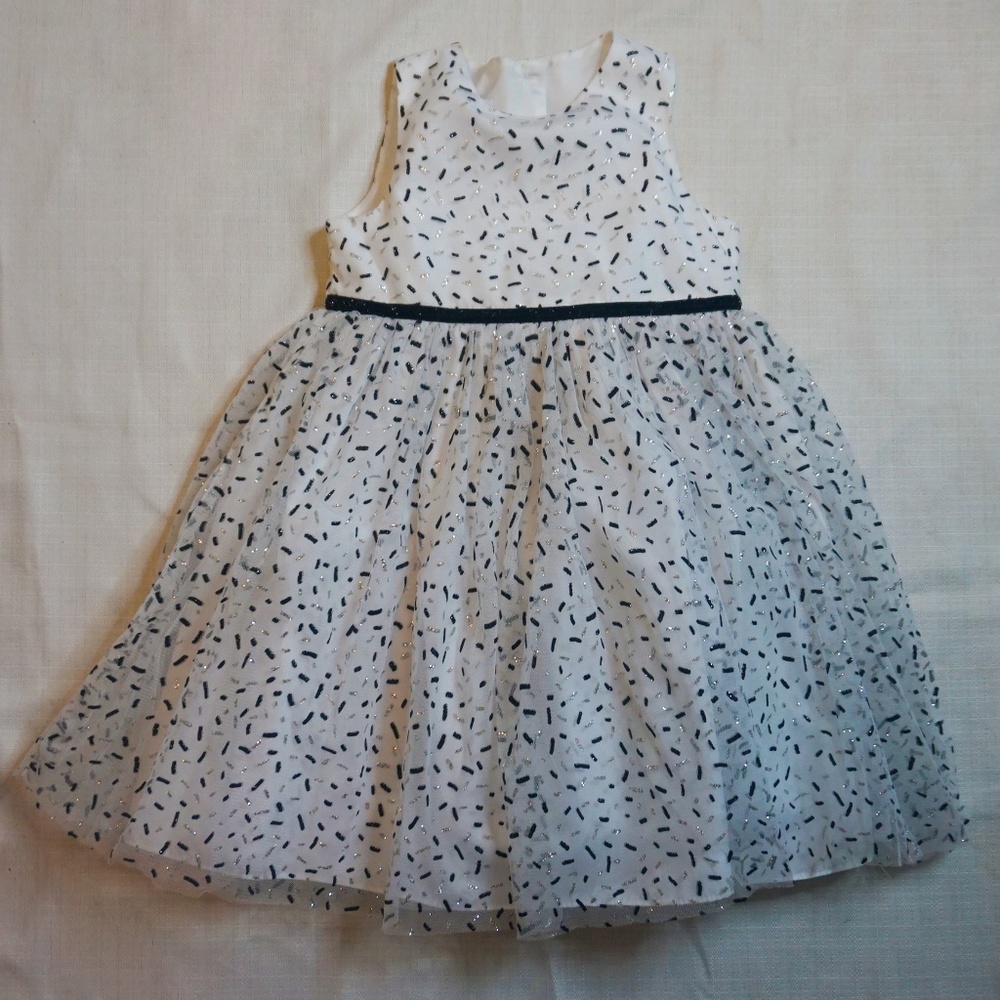 Special Occassion | Black & White Sparkle Dress